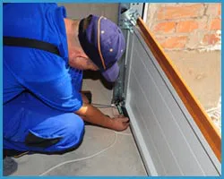 United Garage Door Quincy, MA 617-553-1650 United Garage Door Quincy, MA 617-553-1650 - sidebar-door-maintaince-15-05m